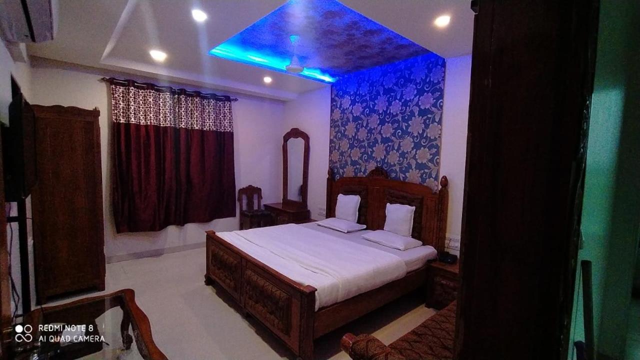 Hotel Shalimar Executive, Uran Islampur Peth  Екстер'єр фото